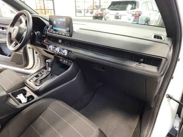 Used 2024 Honda CR-V Sport image 32