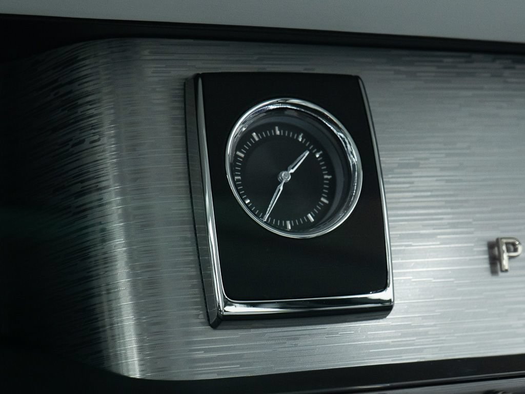 Certified 2026 Rolls-Royce Phantom Sedan w/ Leather Finishing Pack RWD image 47