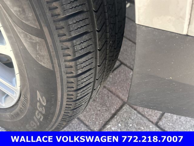 Used 2019 Cadillac XT5 Luxury AWD/4WD image 12