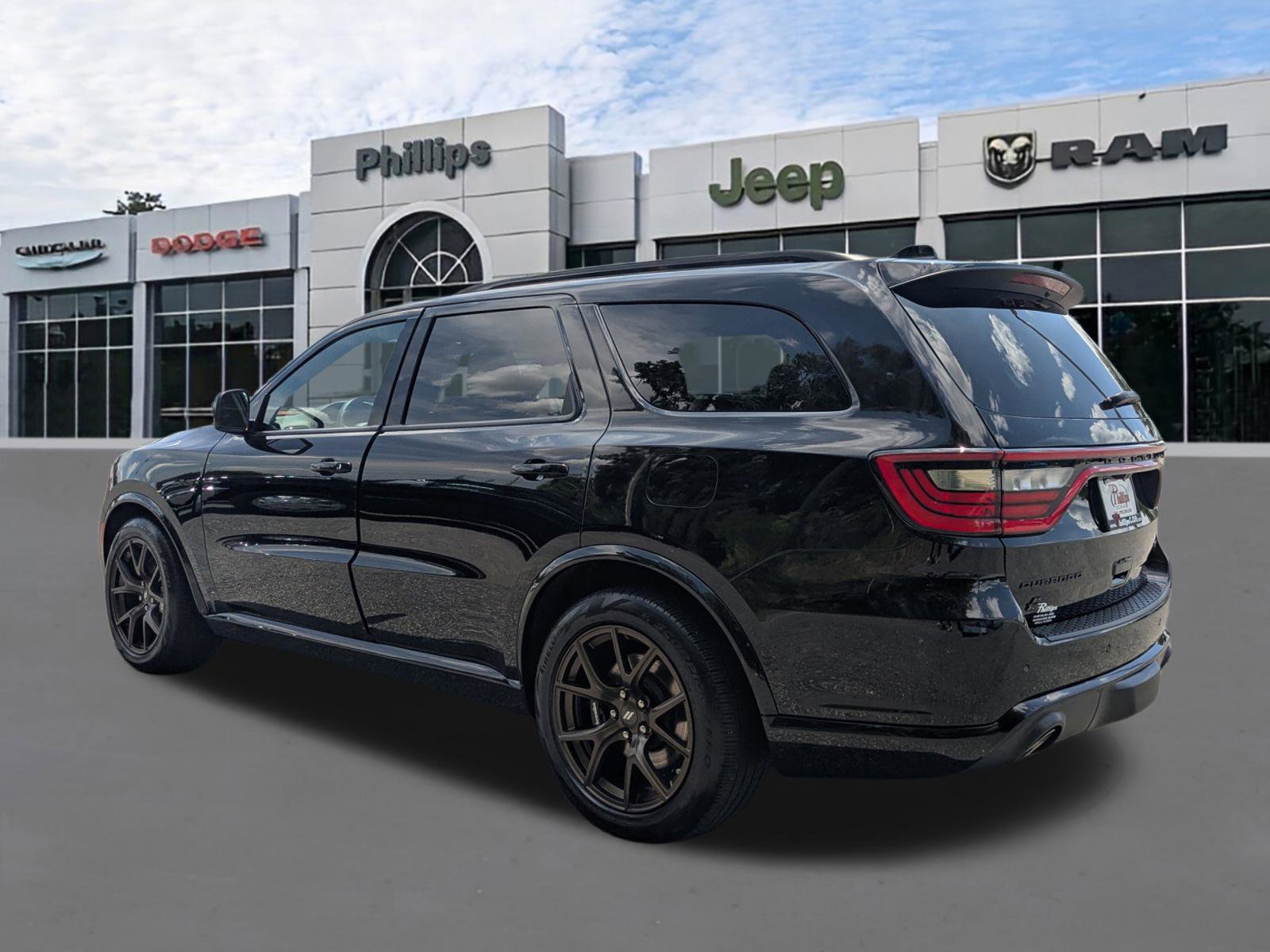 Used 2025 Dodge Durango R/T AWD/4WD image 5