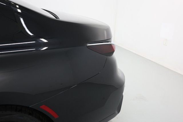 Used 2024 BMW 760i xDrive w/ Executive Package image 69