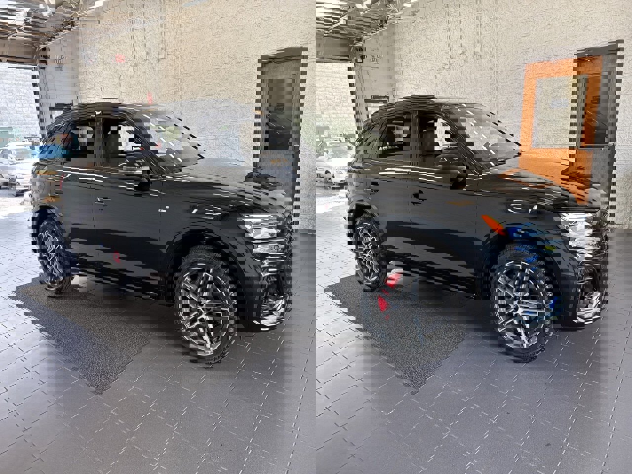 Used 2024 Audi Q5 e Premium Plus