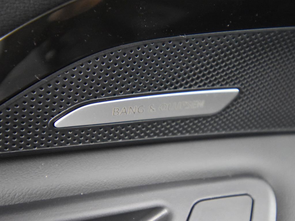 New 2025 Audi Q5 Premium Plus image 24