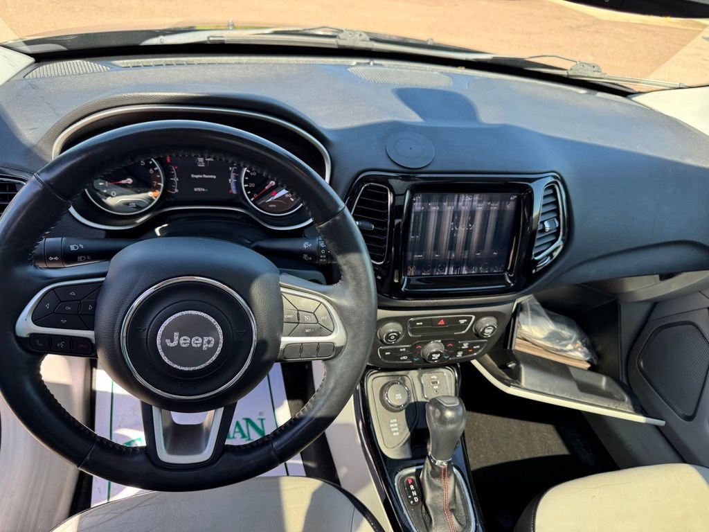 Used 2017 Jeep Compass Limited AWD/4WD image 6