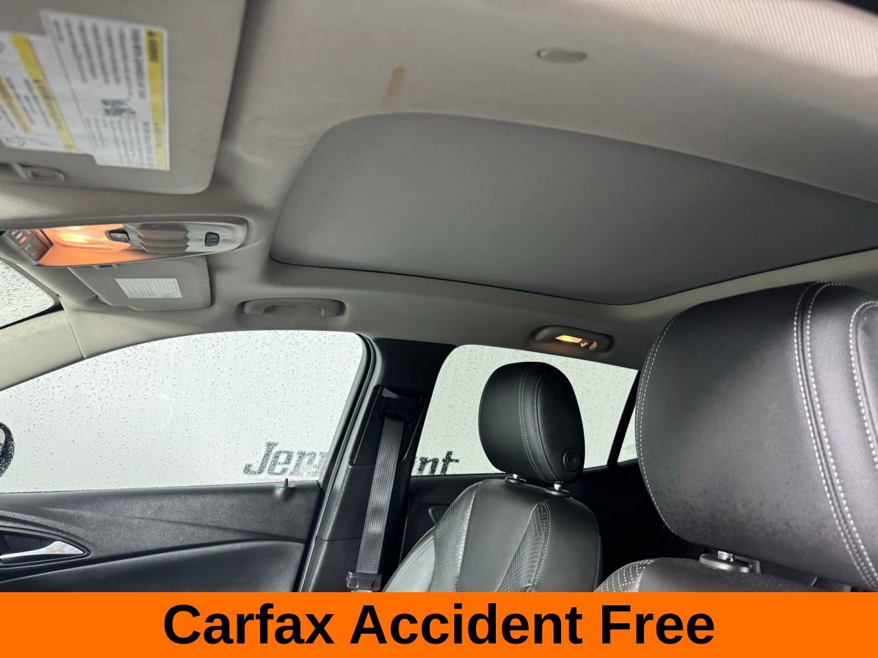 Used 2023 Buick Encore GX Essence w/ Experience Buick Package image 3