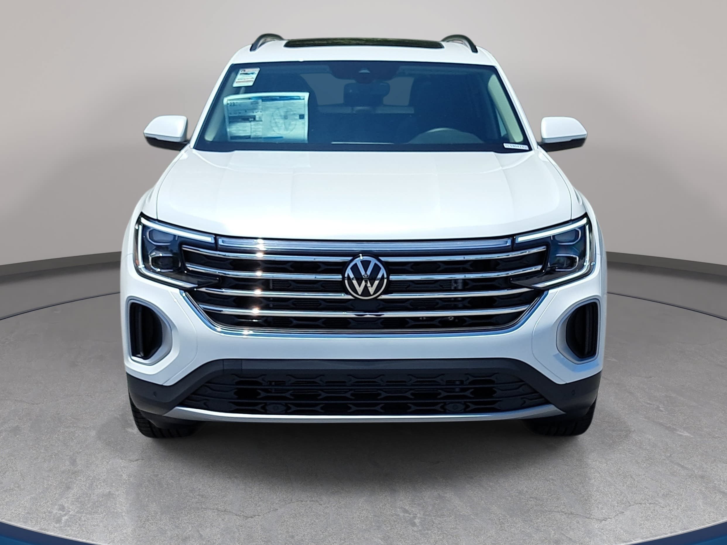 New 2026 Volkswagen Atlas SE FWD image 2