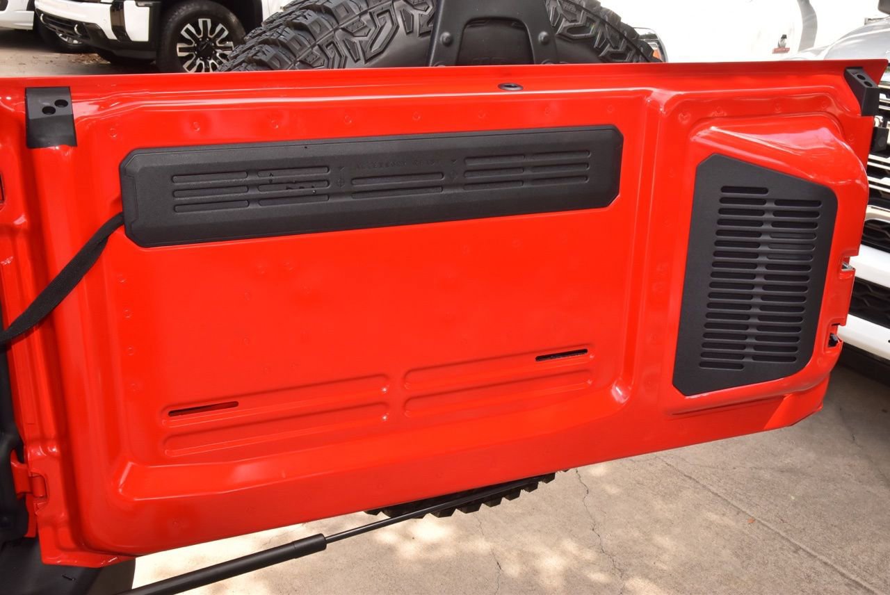 Certified 2024 Ford Bronco Wildtrak AWD/4WD image 45