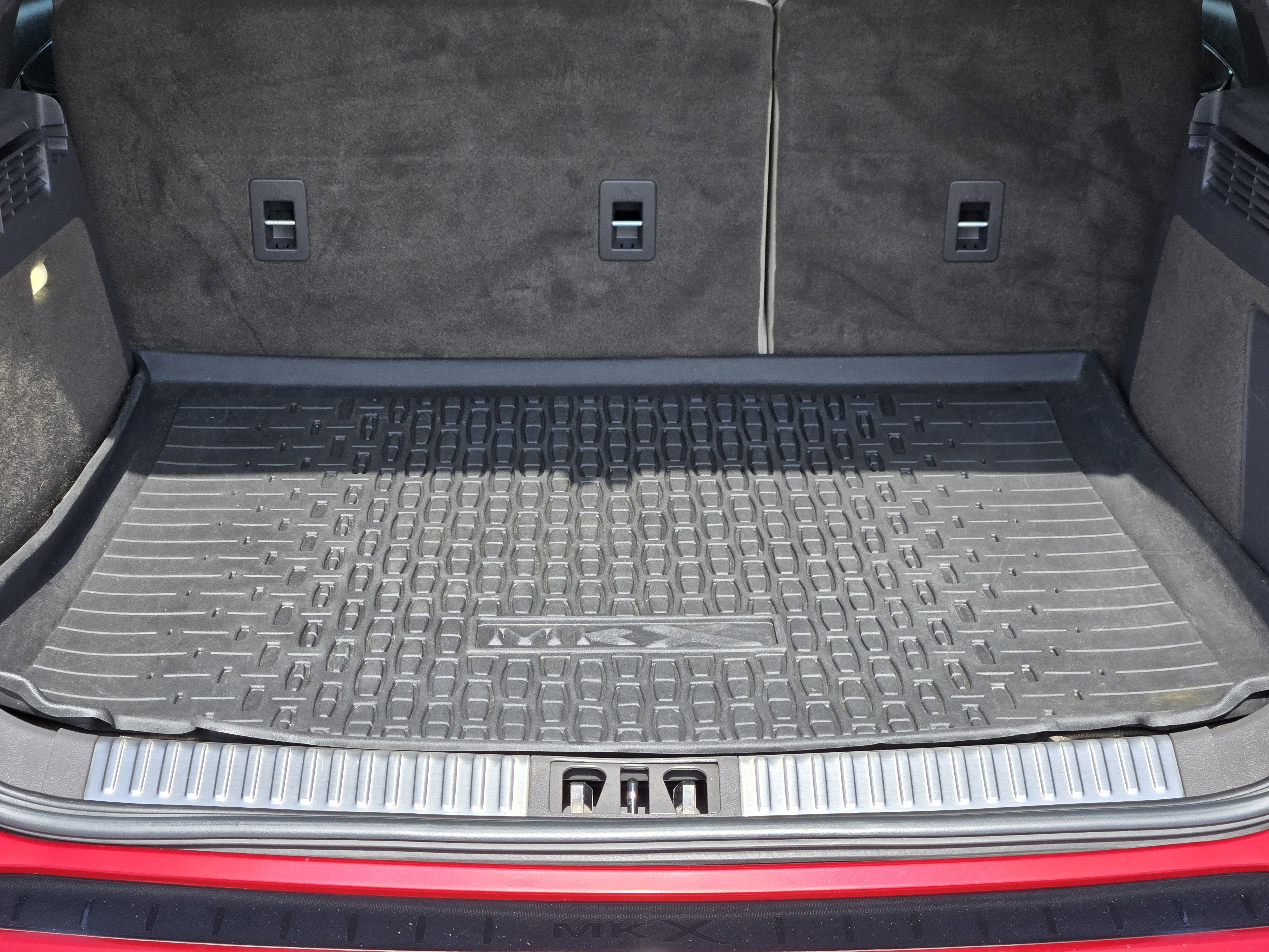 Used 2018 Lincoln MKX Reserve w/ Driver Assistance Package image 36