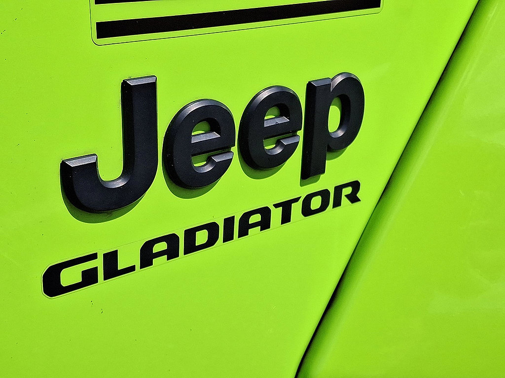 Used 2021 Jeep Gladiator Sport AWD/4WD image 30
