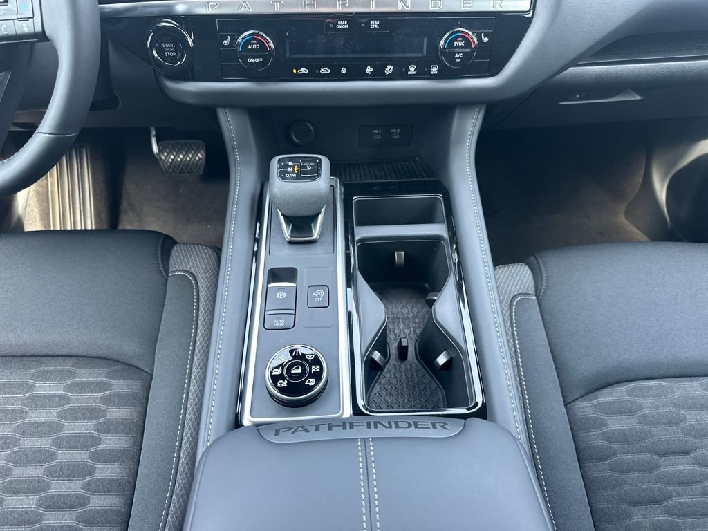 New 2026 Nissan Pathfinder SV image 27
