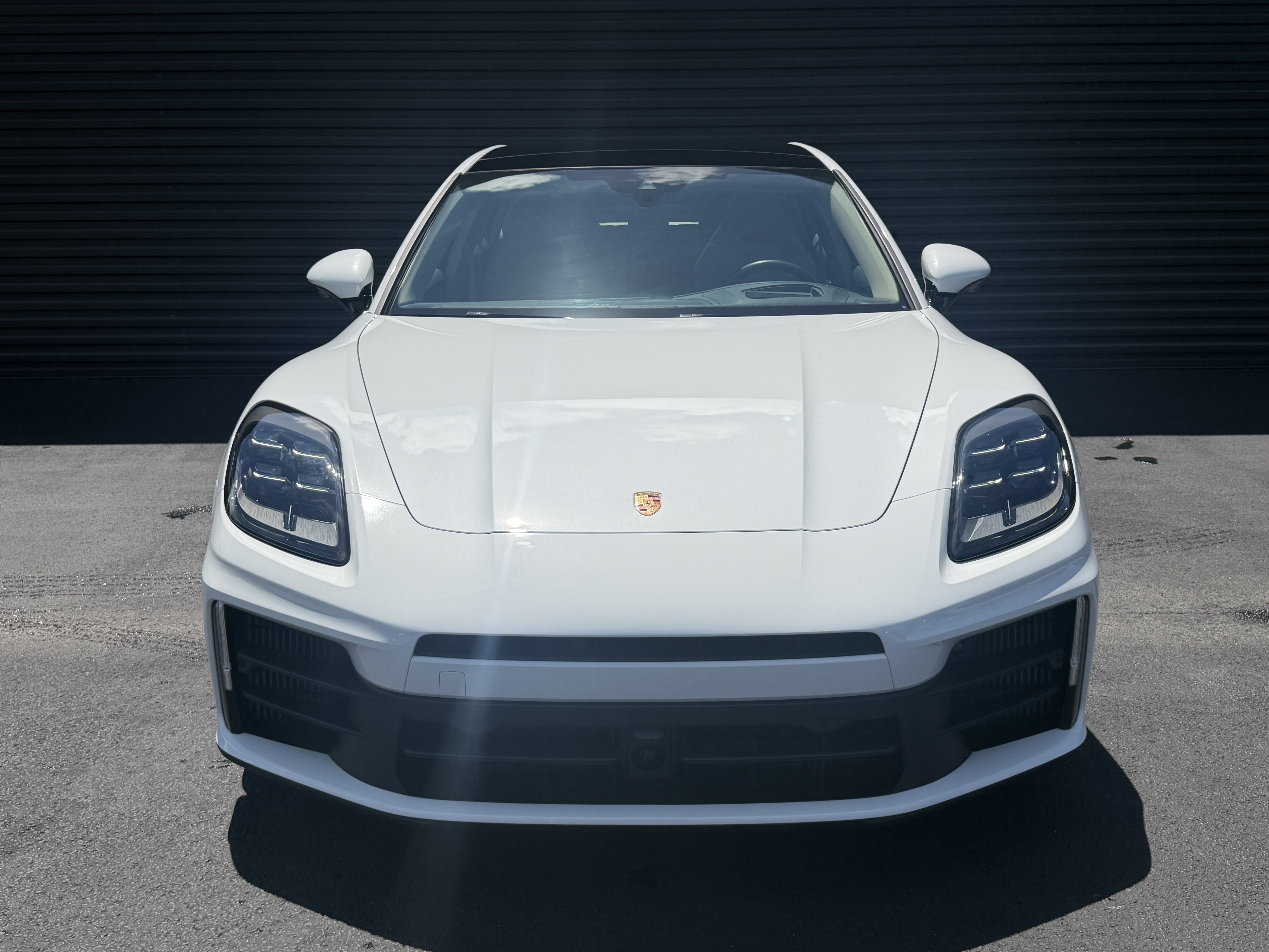 Certified 2024 Porsche Panamera 4 AWD/4WD image 12