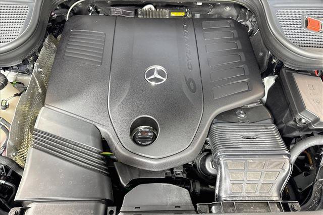 Used 2024 Mercedes-Benz GLS 450 4MATIC image 27
