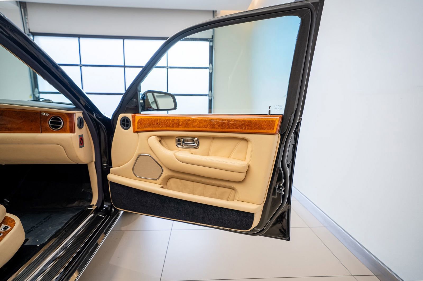 Used 2002 Rolls-Royce Park Ward image 27