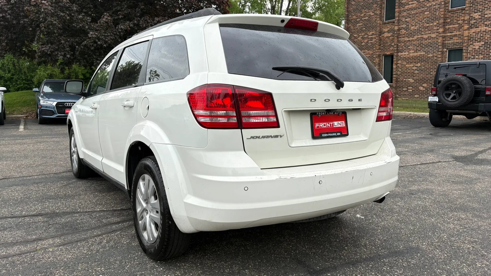 Used 2020 Dodge Journey SE FWD image 7