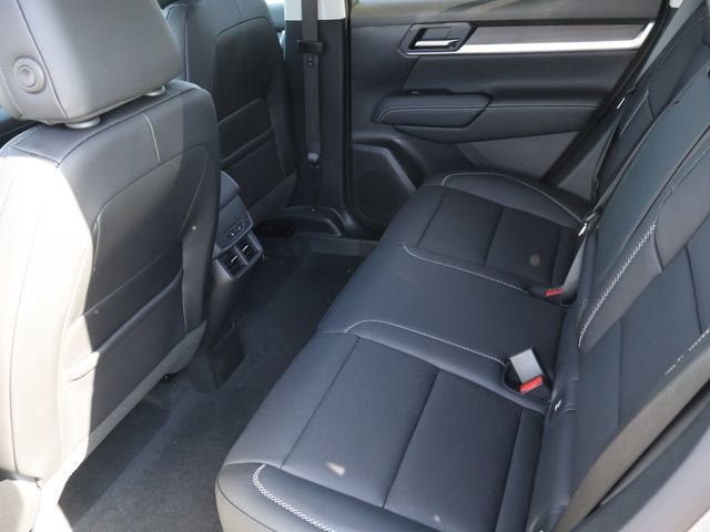 New 2026 GMC Terrain Denali w/ LPO, Black Badging Package AWD/4WD image 10