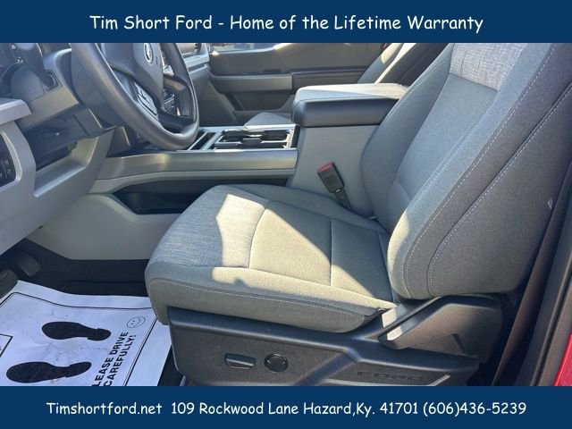 Used 2025 Ford F250 XLT image 7