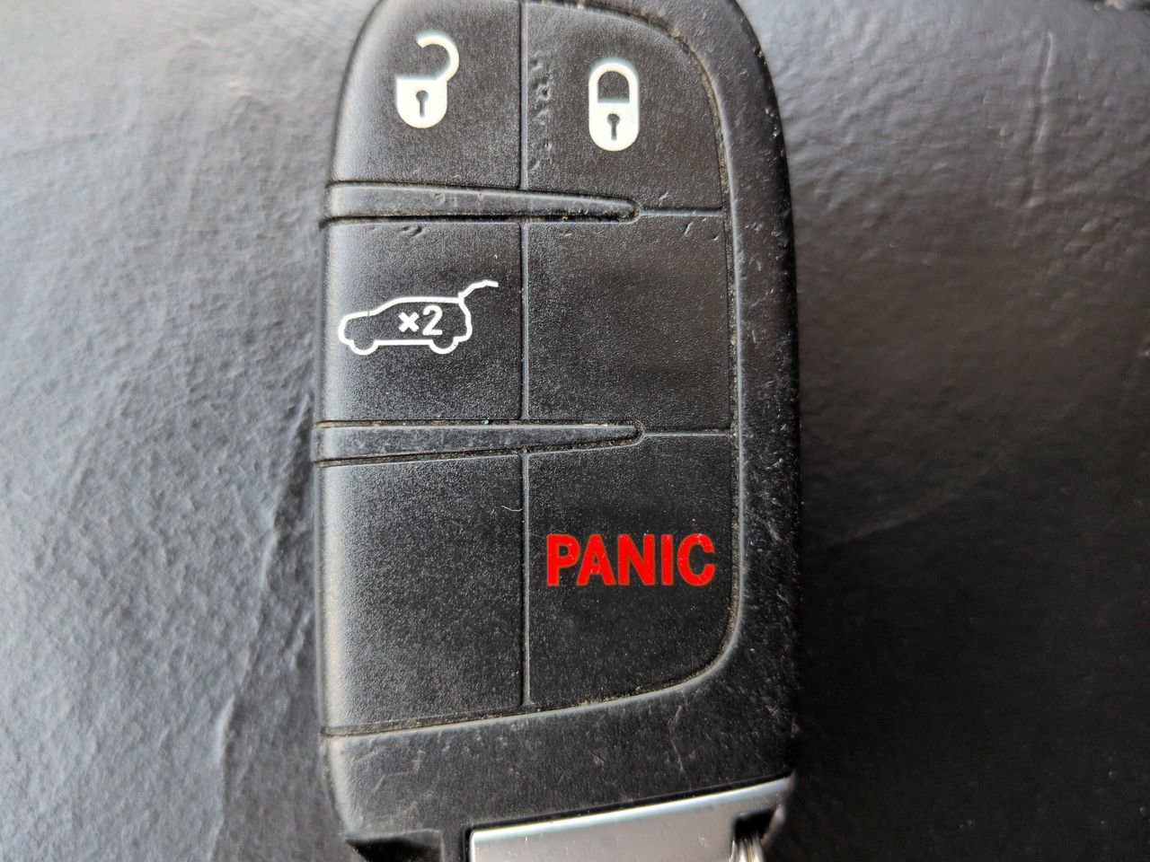 Used 2021 Dodge Durango SXT AWD/4WD image 30