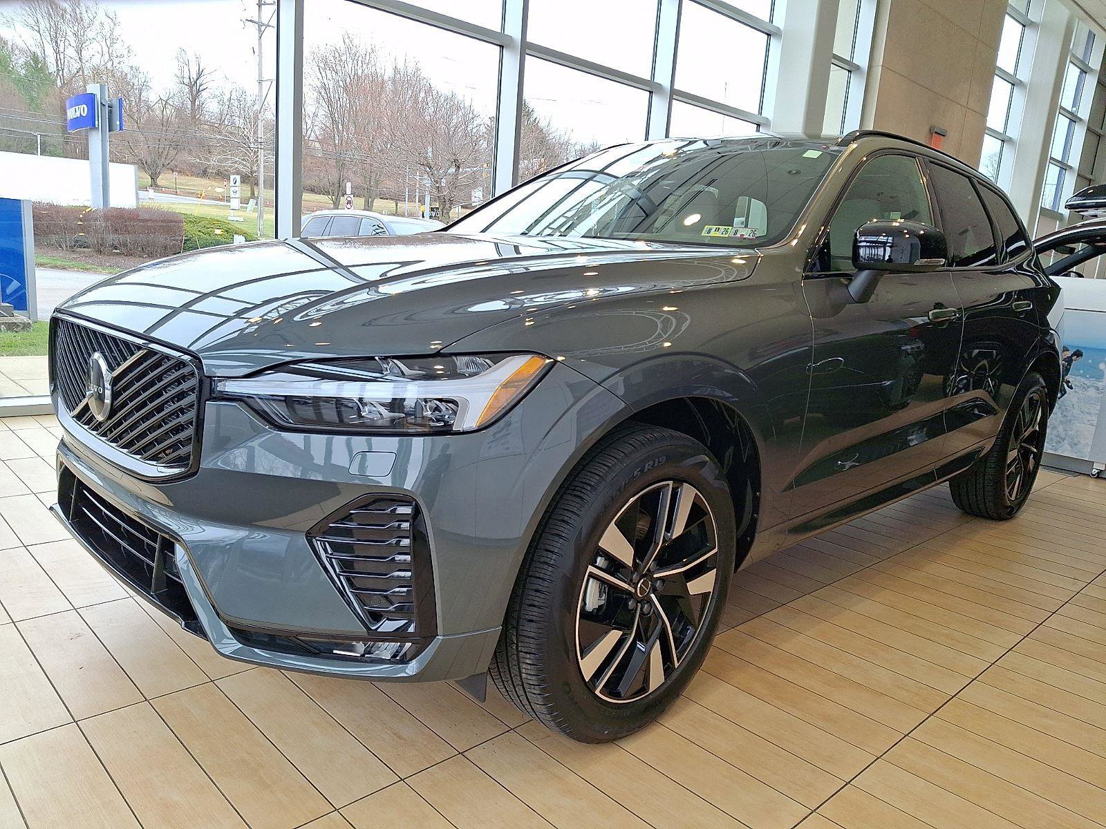 Certified 2026 Volvo XC60 B5 Core w/ Protection Package Premier image 3