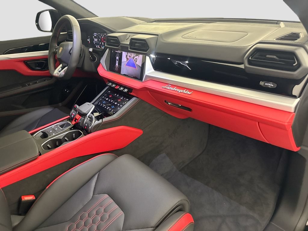 Used 2026 Lamborghini Urus S AWD/4WD image 32