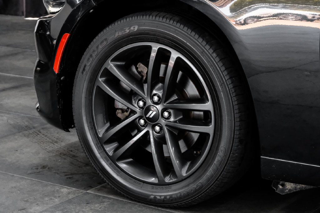 Used 2019 Dodge Charger SXT w/ Blacktop Package AWD/4WD image 63
