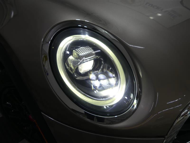 Used 2020 MINI Cooper 2-Door Hardtop w/ Storage Package FWD image 14