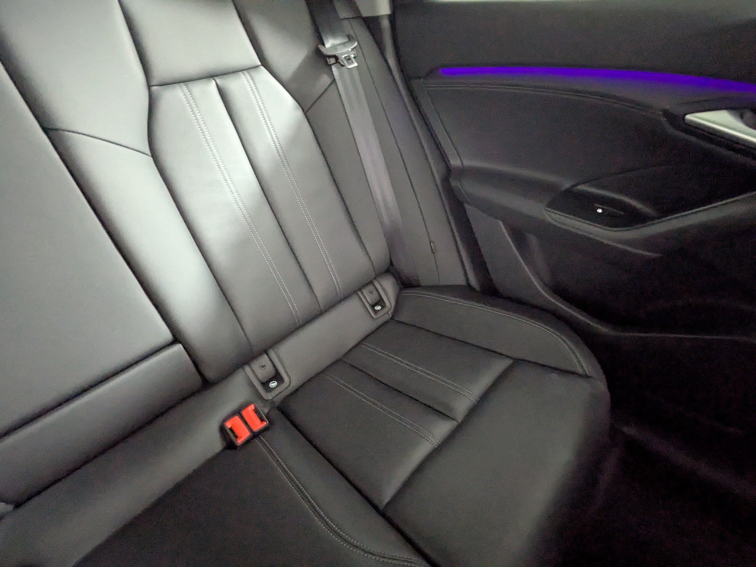 Certified 2025 Audi Q6 e-tron Prestige AWD/4WD image 15