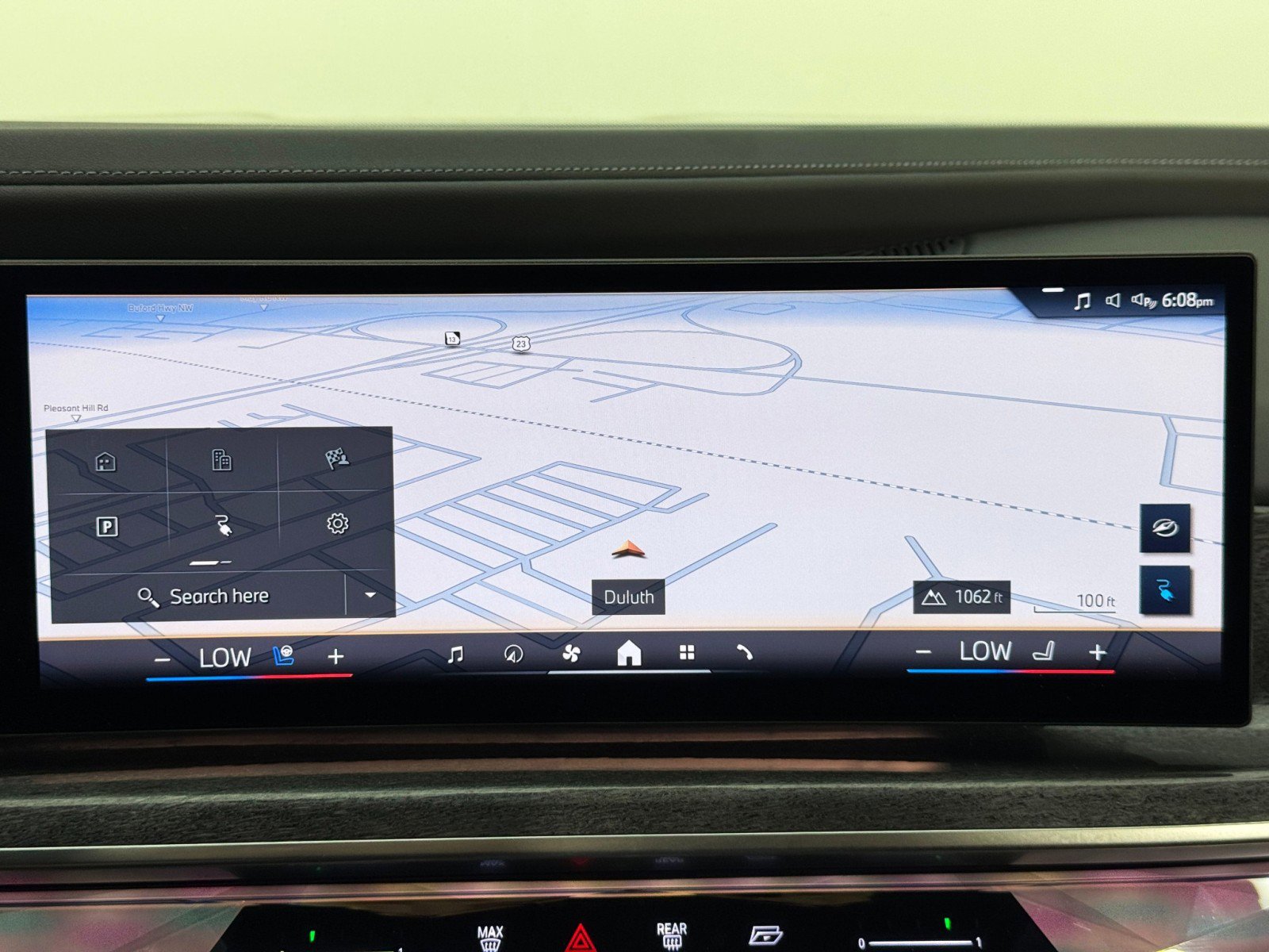 Used 2023 BMW i7 xDrive60 image 29