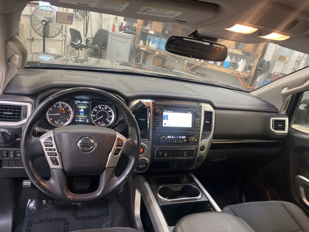 Used 2017 Nissan Titan SV AWD/4WD image 20