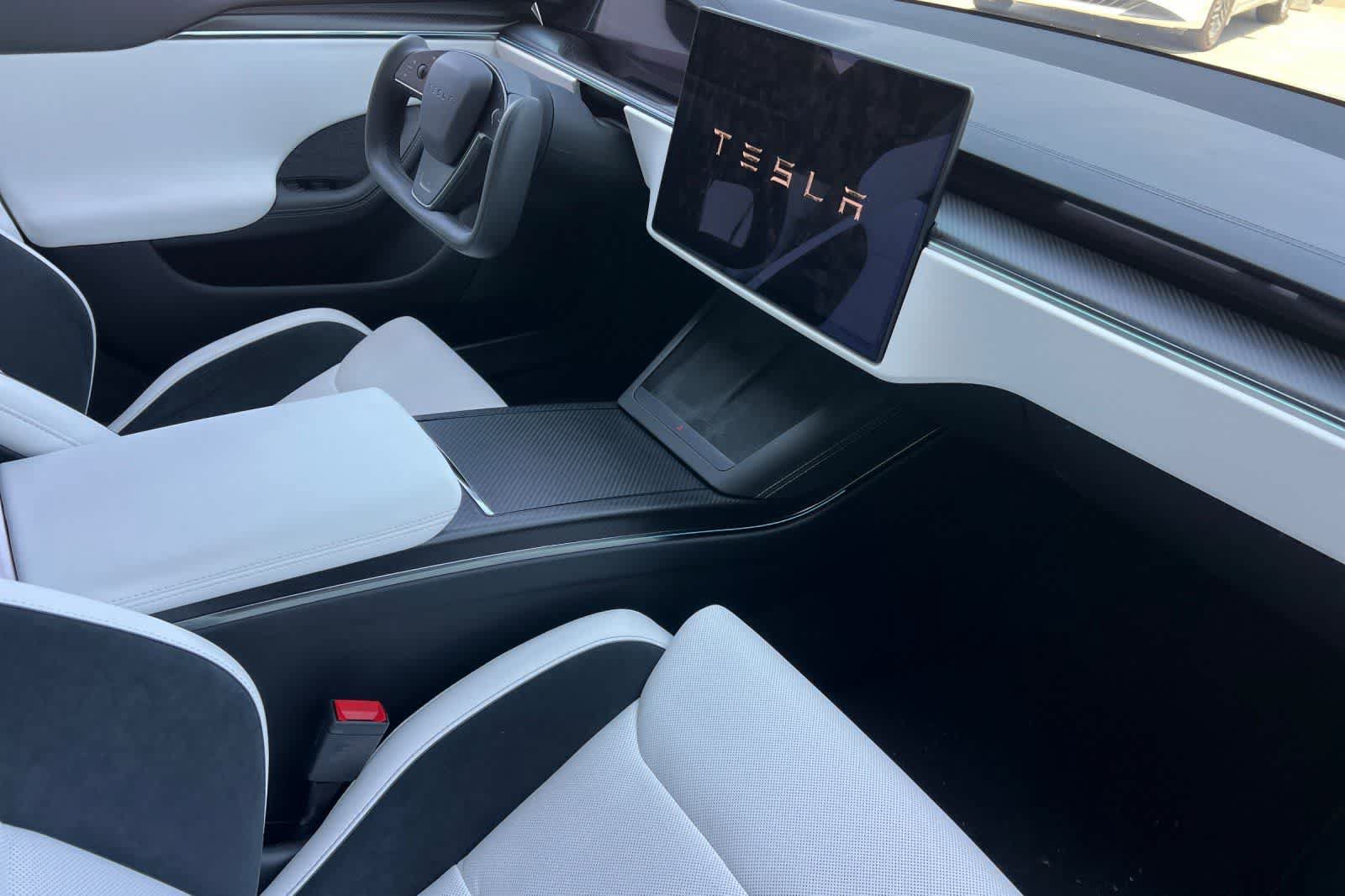 Used 2026 Tesla Model S Plaid AWD/4WD image 18