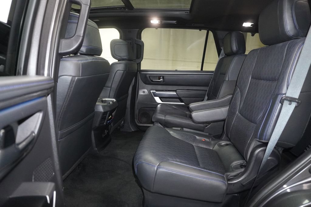 Used 2023 Toyota Sequoia Platinum AWD/4WD image 15