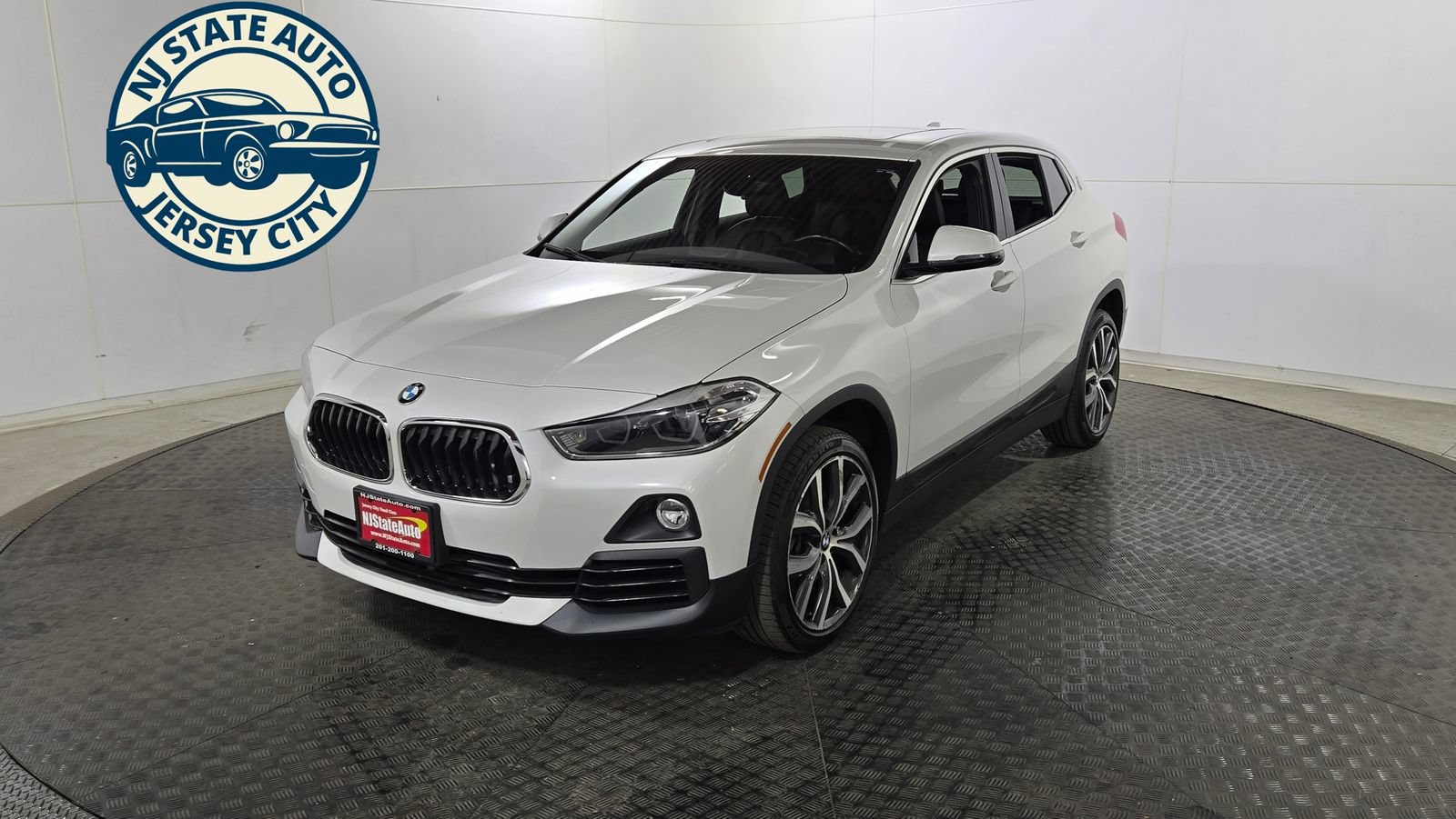 Used 2018 BMW X2 xDrive28i w/ Convenience Package AWD/4WD image 3