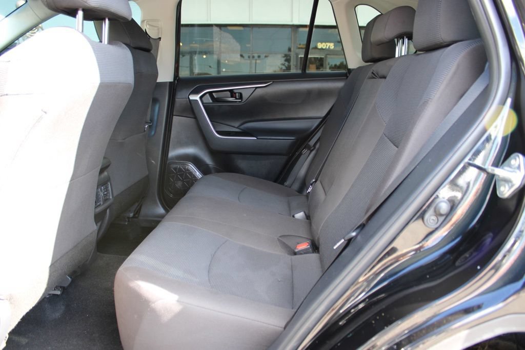 Used 2025 Toyota RAV4 LE FWD image 10