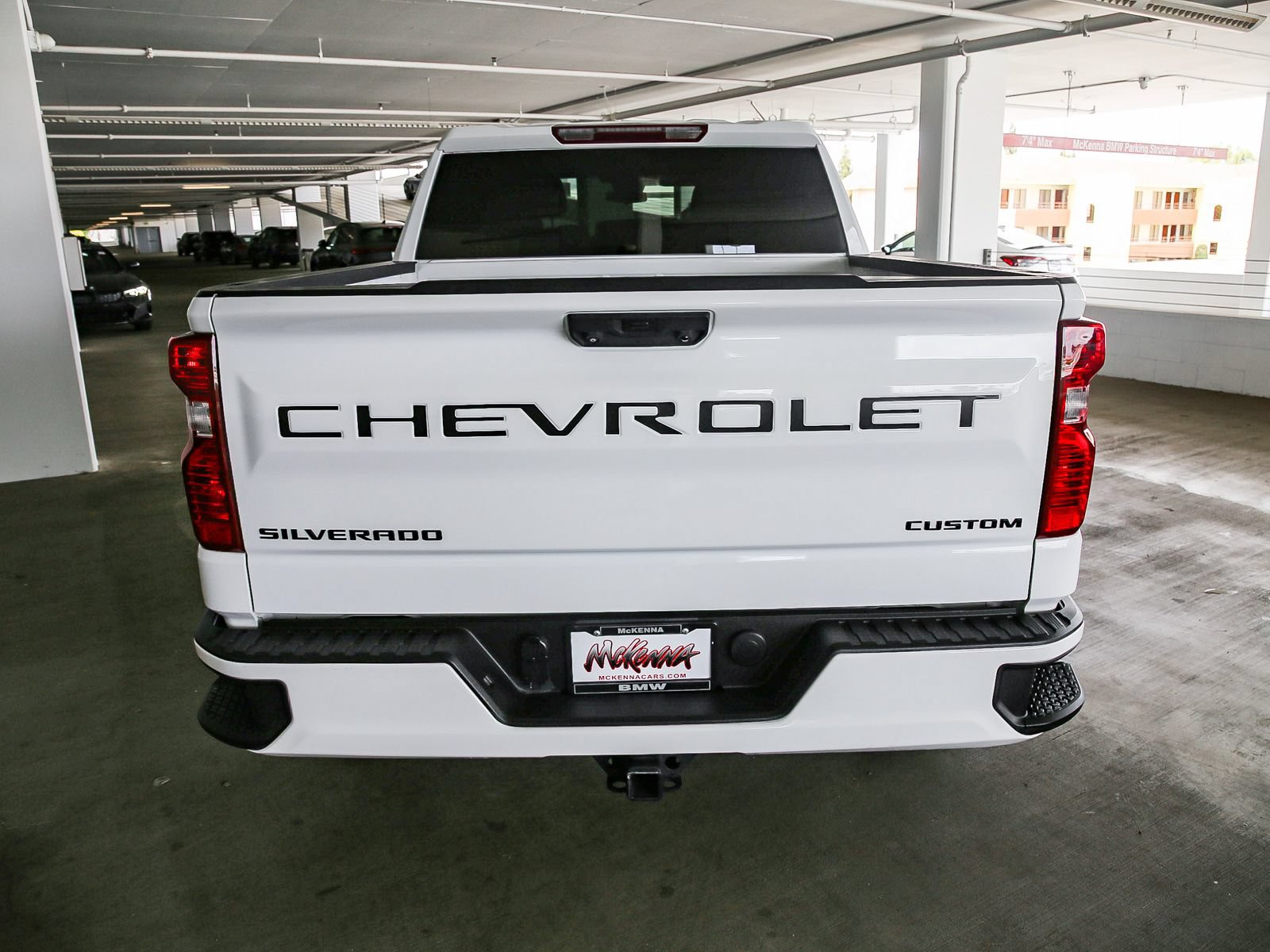 Used 2022 Chevrolet Silverado 1500 Custom w/ LPO, Dark Essentials Package RWD image 3