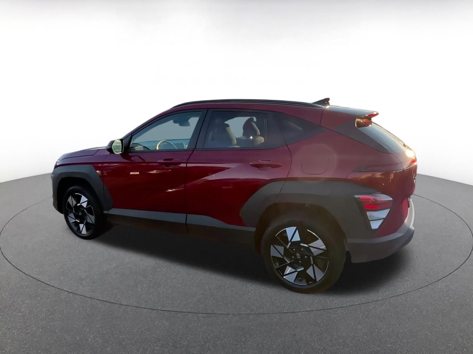 Used 2025 Hyundai Kona SEL image 8