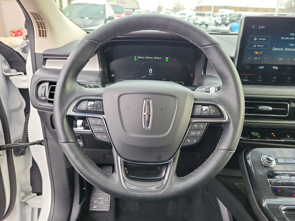 Certified 2023 Lincoln Nautilus AWD w/ Premium Package image 22