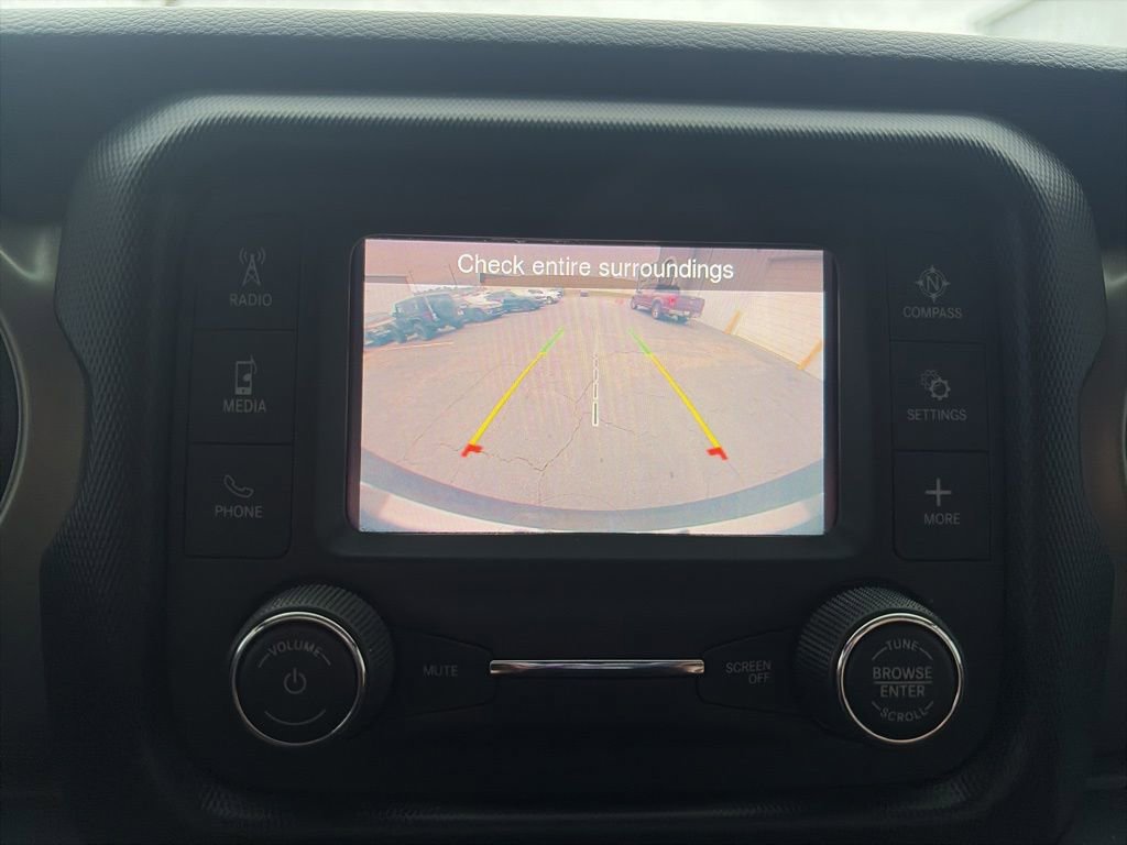 Used 2020 Jeep Wrangler Unlimited Sport image 19