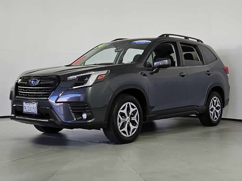 Certified 2024 Subaru Forester Premium AWD/4WD image 2