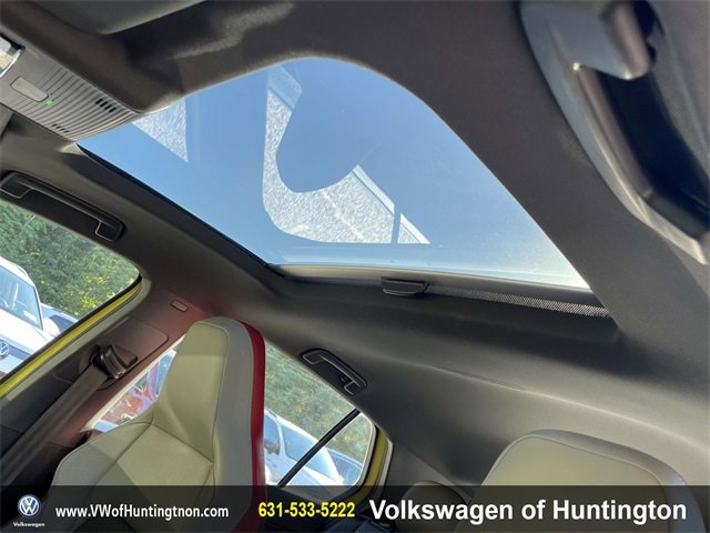 Certified 2022 Volkswagen GTI Autobahn image 20