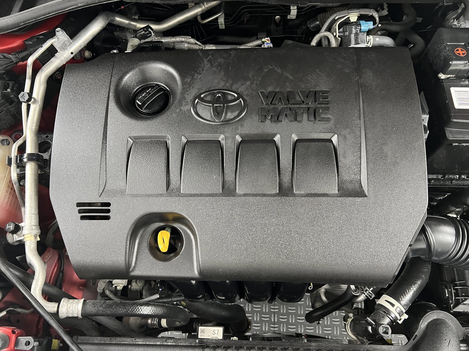 Used 2021 Toyota C-HR XLE FWD image 38