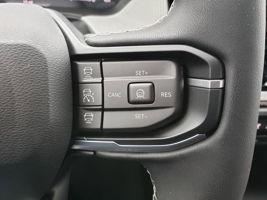 New 2026 Jeep Cherokee Limited AWD/4WD image 19