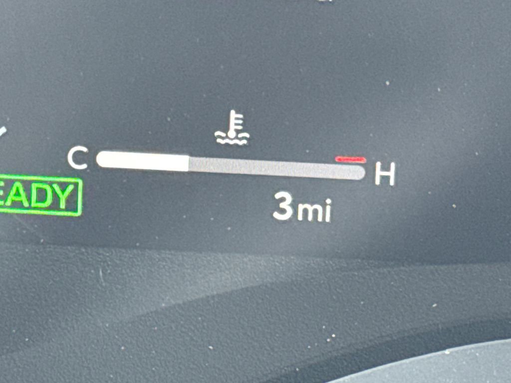 New 2026 Toyota Sienna XLE Woodland Edition AWD/4WD image 24