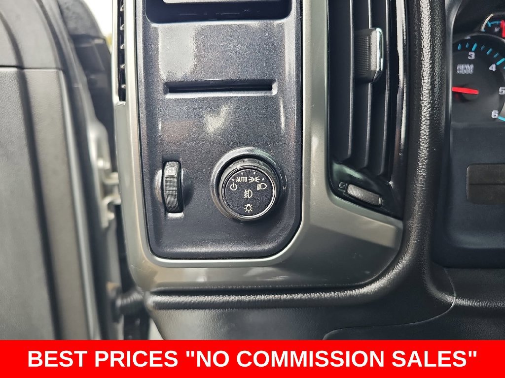 Used 2018 Chevrolet Silverado 1500 LT w/ LT Eassist Package RWD image 24