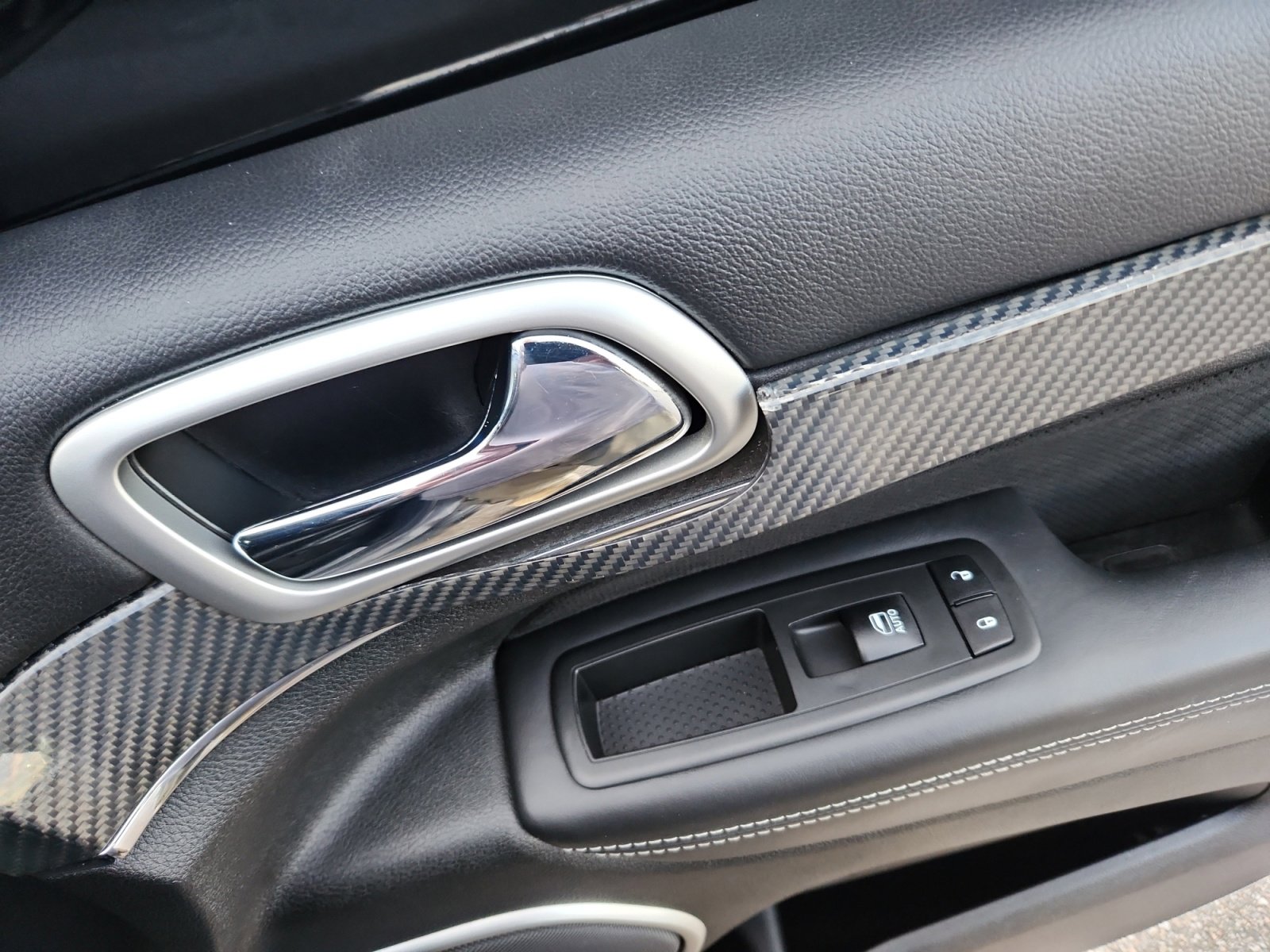 Used 2014 Jeep Grand Cherokee SRT w/ Trailer Tow Group IV image 17