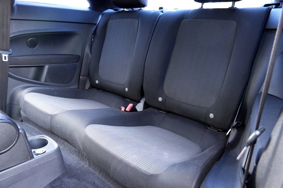 Used 2013 Volkswagen Beetle 2.5 FWD image 11