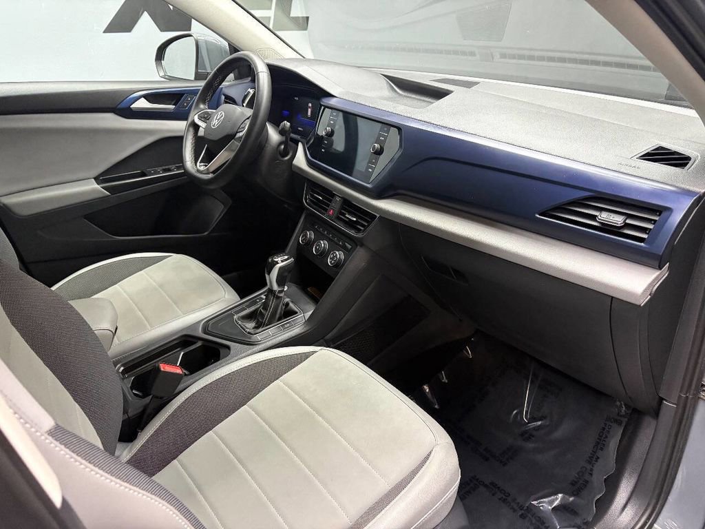 Used 2022 Volkswagen Taos SE FWD image 40