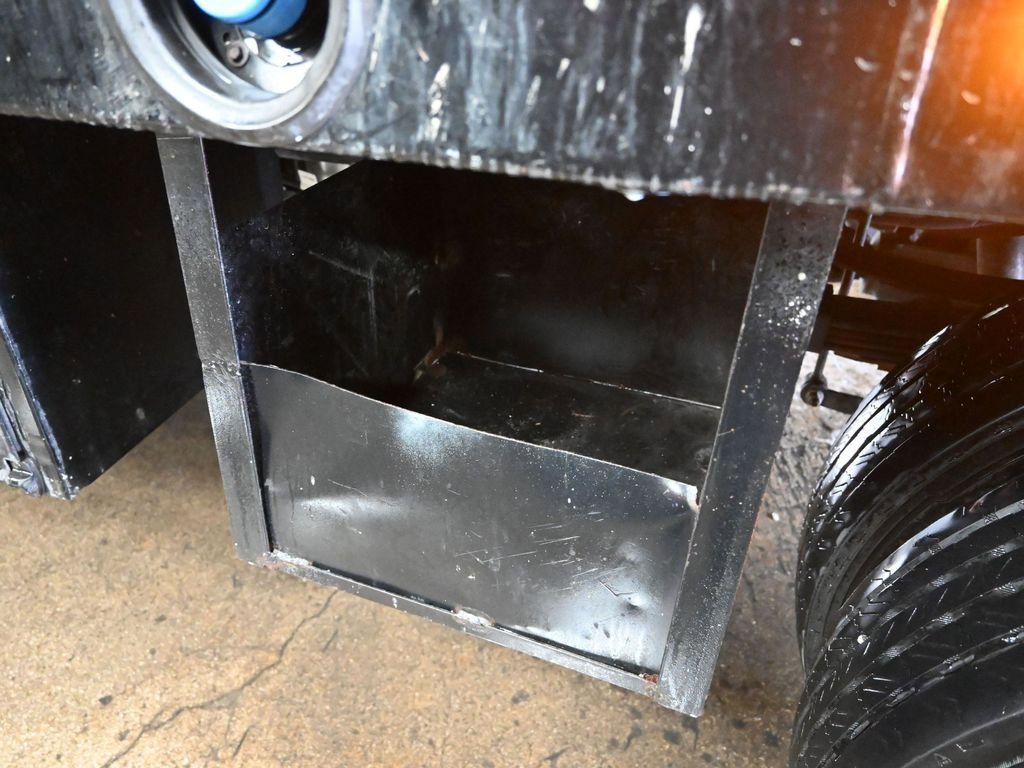 Certified 2023 Ford F450 XL w/ XL Chrome Package image 19