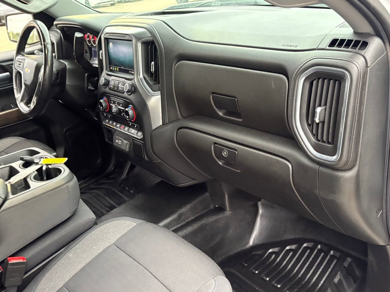 Used 2020 Chevrolet Silverado 1500 LT w/ Convenience Package image 38