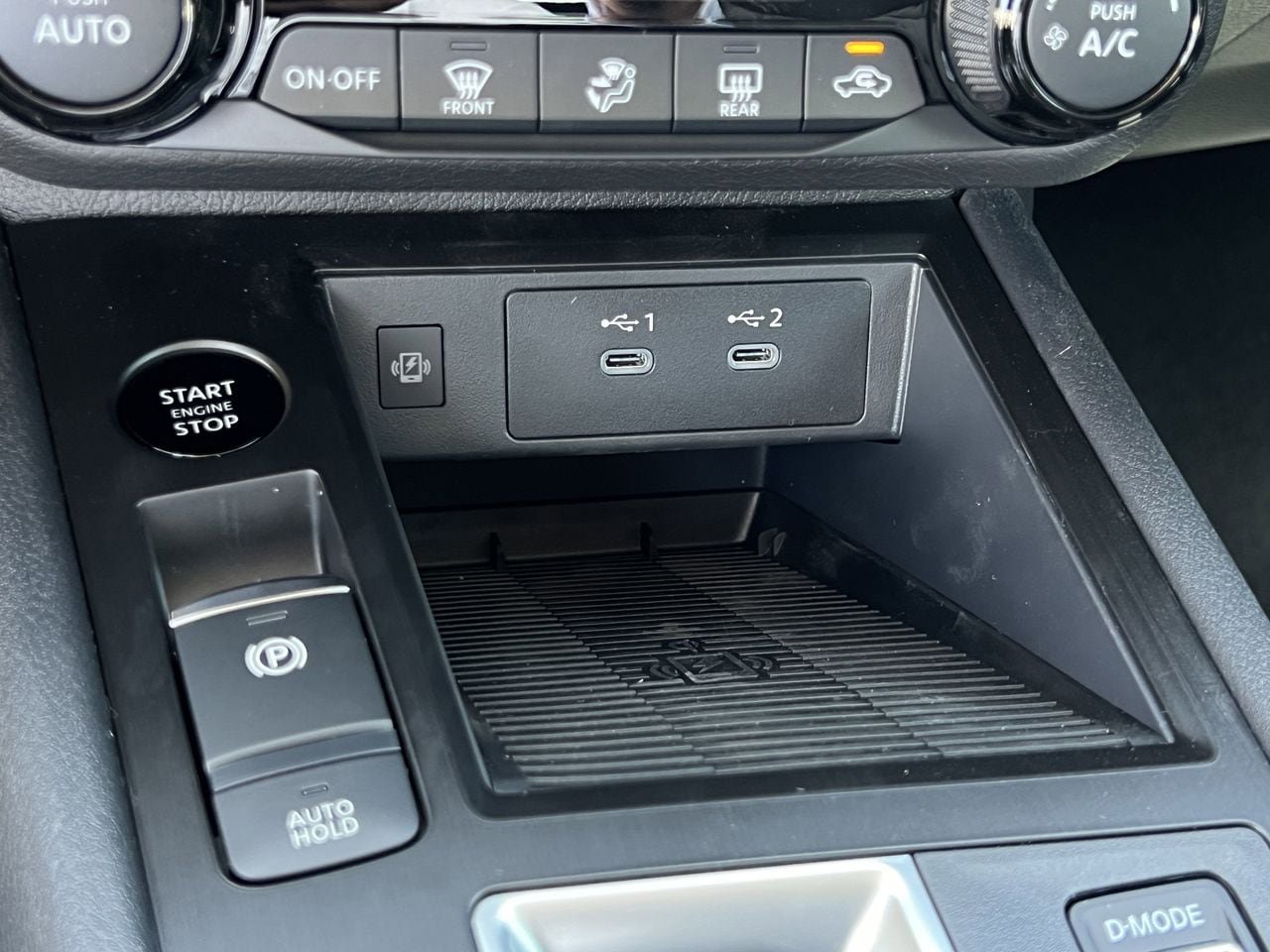 New 2026 Nissan Kicks SV FWD image 11