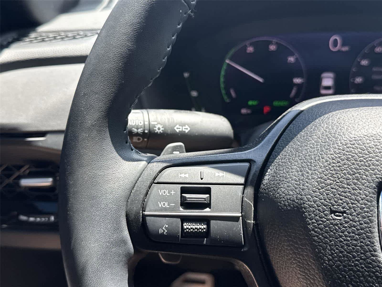 Used 2023 Honda Accord Sport image 18