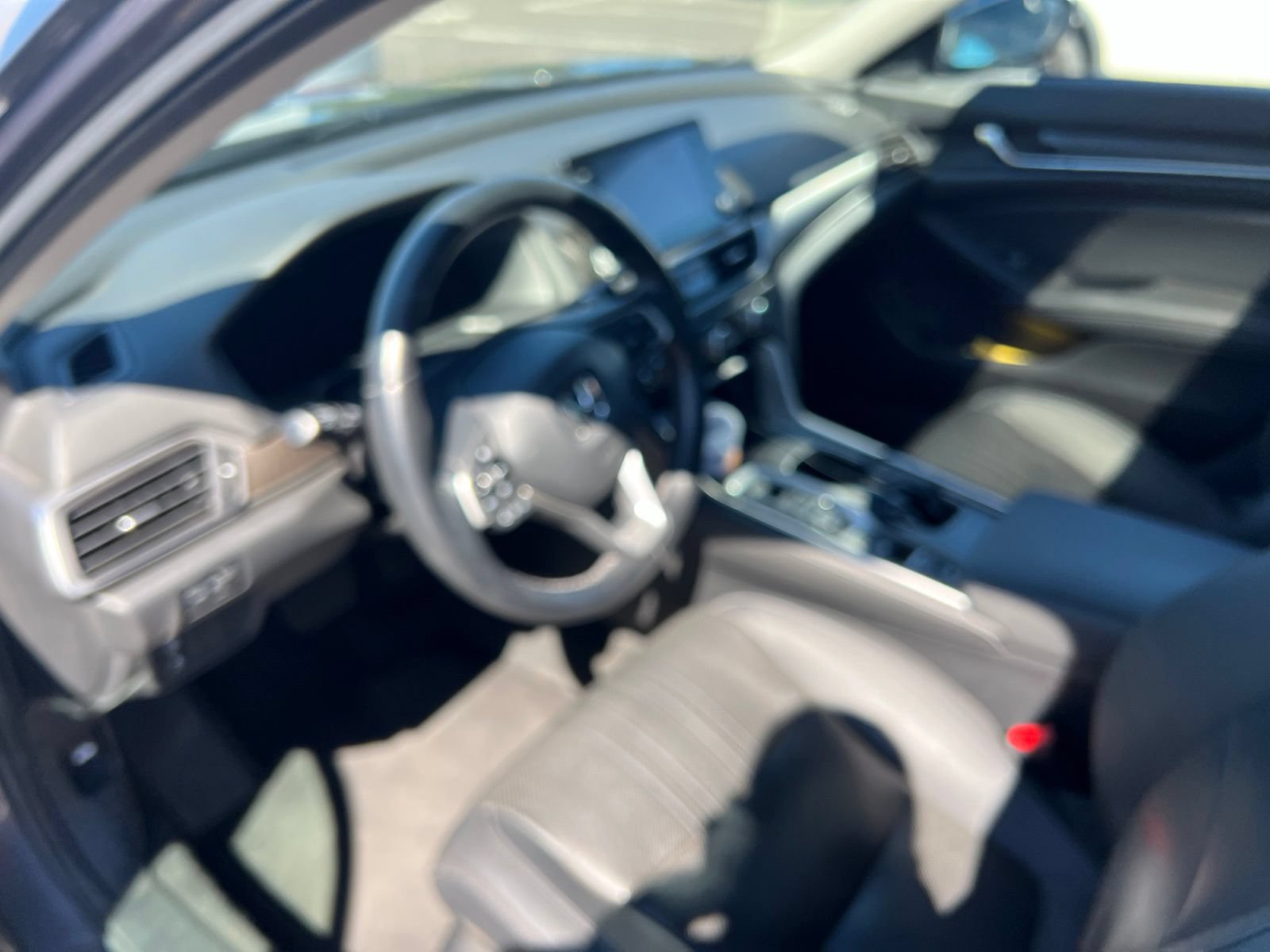 Used 2020 Honda Accord EX-L image 6